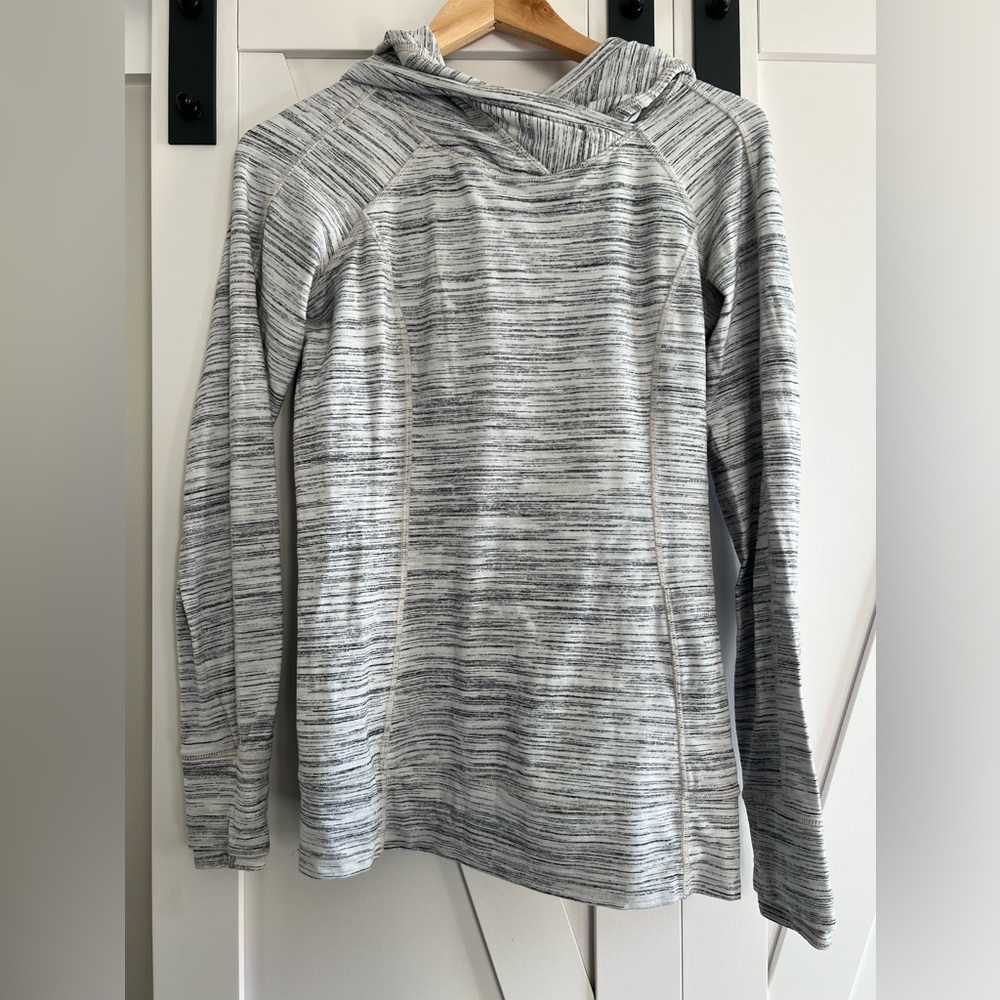 Lululemon Sweatshirt